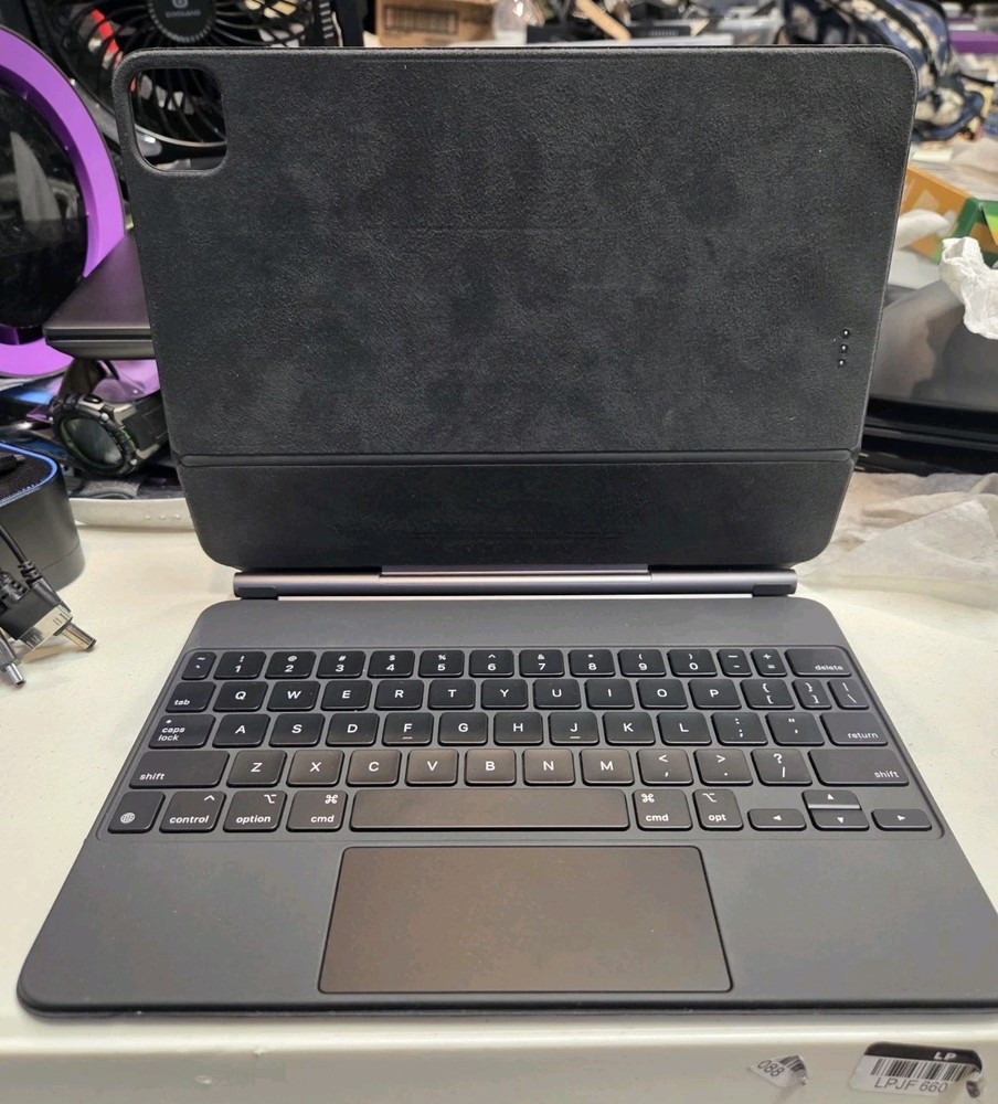 Apple Magic Keyboard for iPad Pro 11in A2261 Black - VGUC See Pics @