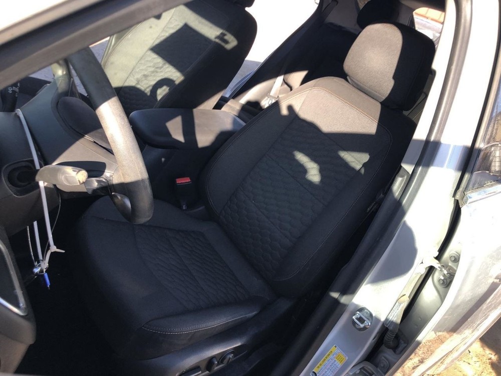 2018-2022 Chevy Equinox Black Cloth Power Driver Seat Left Front No Memory 4865