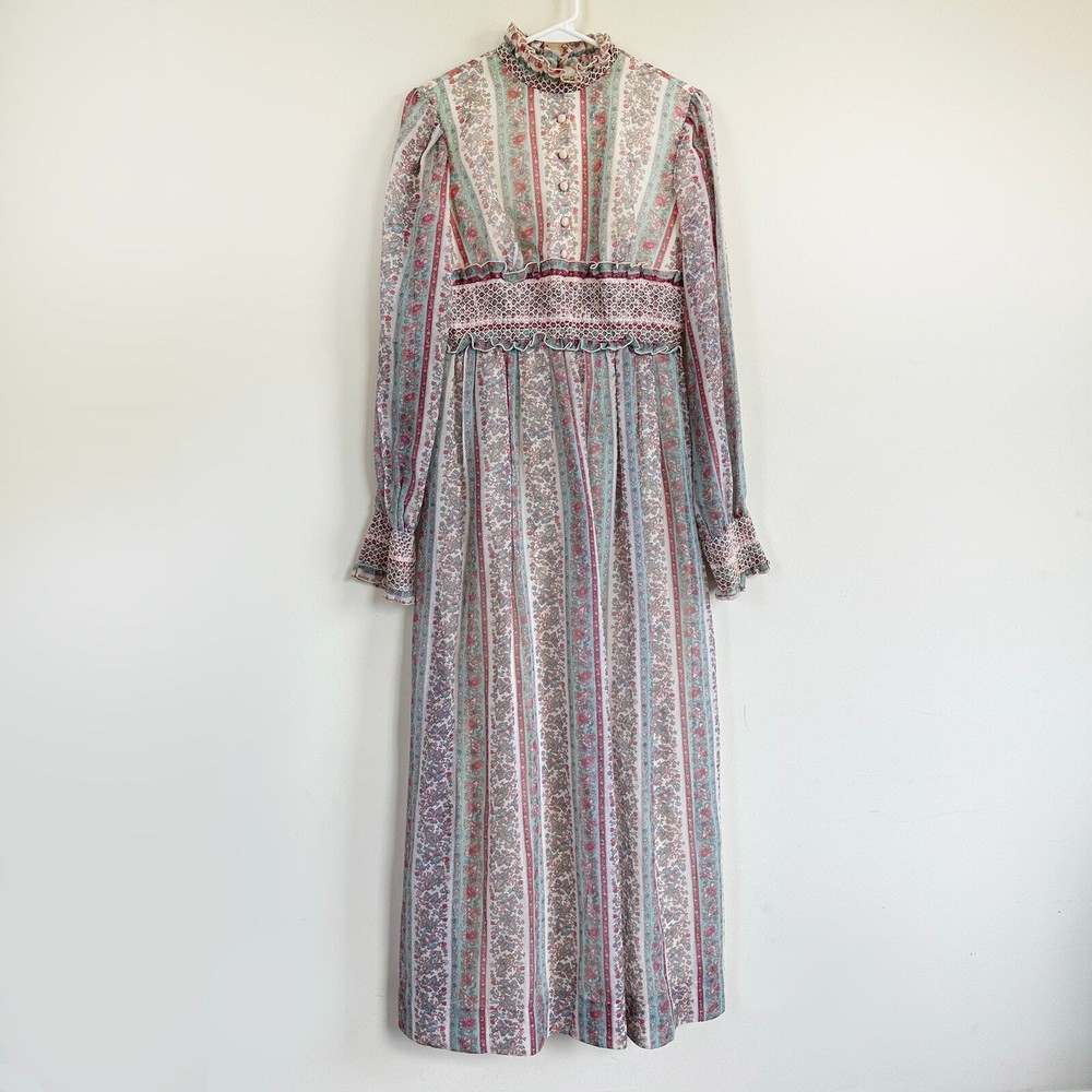 Vintage 1970 Maxi Dress Cottagecore Victorian Prairie Floral Smocked High Neck