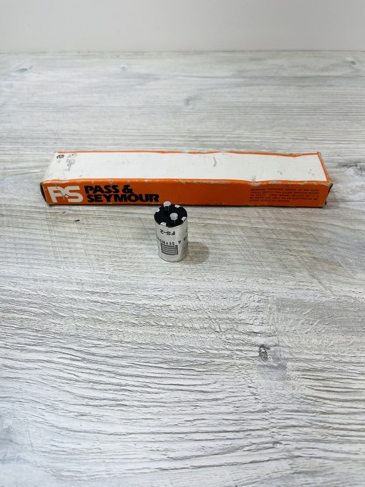 Lot of  10 - FS2 Legrand-Pass & Seymour Floures Lamp Starter 14, 15+20W 2 Pins