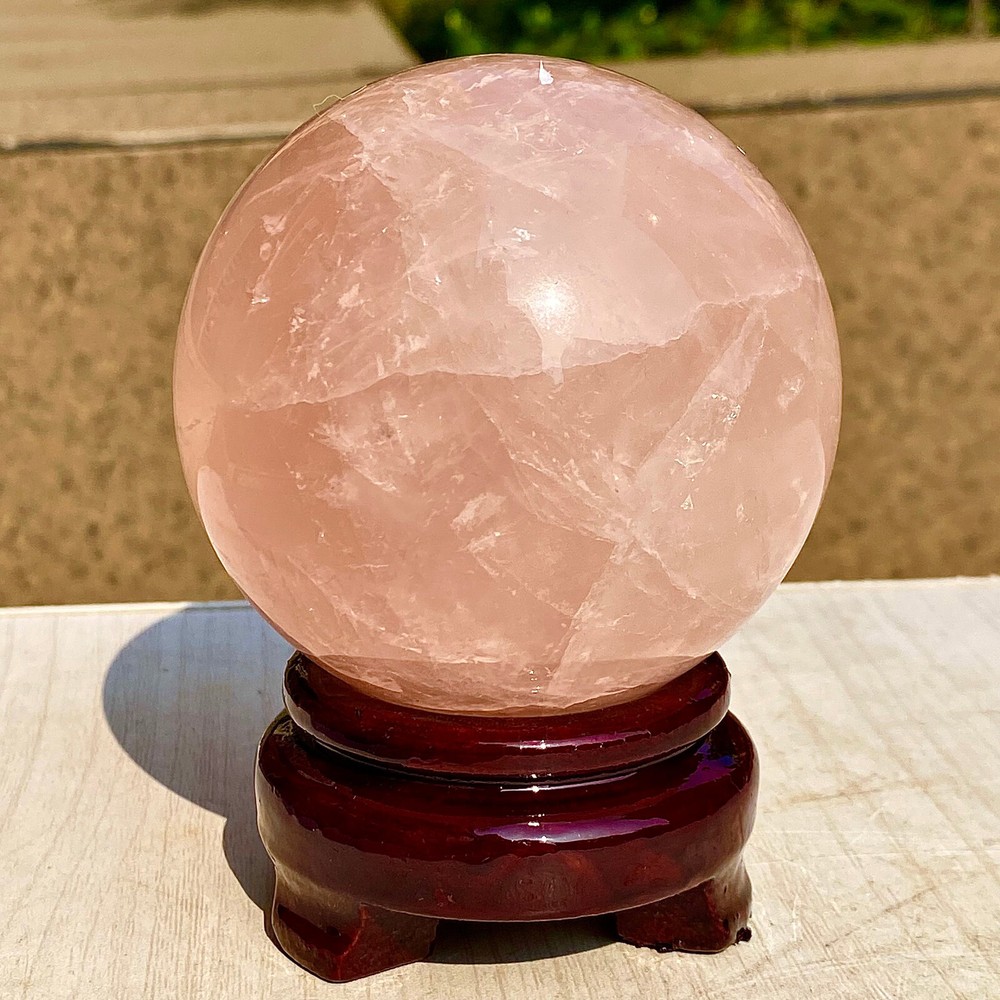 1.97LB  Natural powder crystal crystal mineral ball shaped polishing treatment