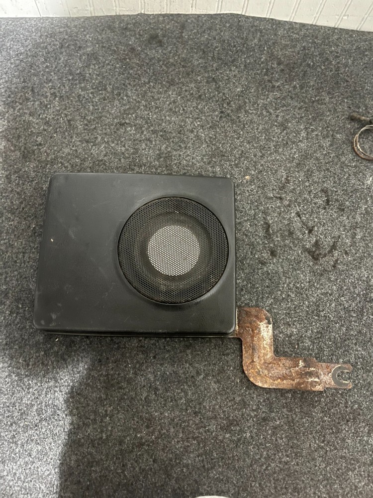 2005 Subaru Impreza 2.5L Custom Subwoofer Box & Speaker System