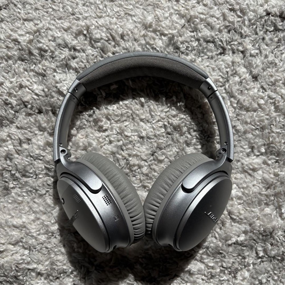 Bose QuietComfort 35 II Wireless Noise Cancelling Headphones