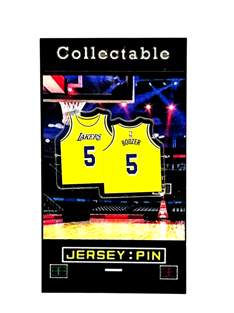 Los Angeles Lakers Carlos Boozer jersey lapel pin-RETRO Collectable-FREE SHIP