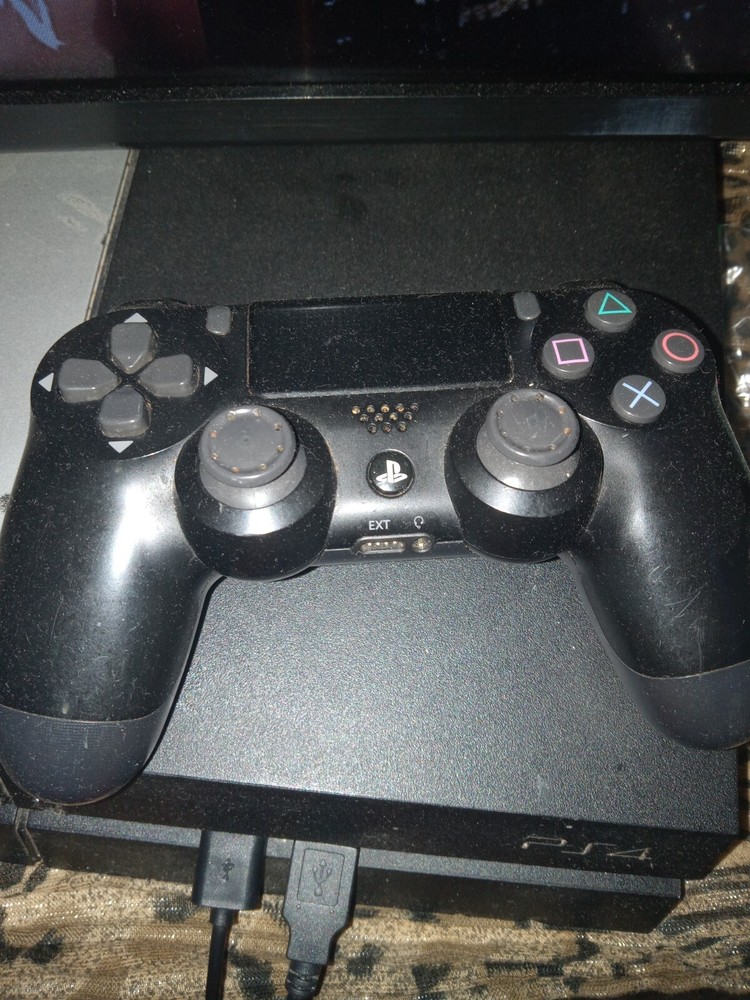 Sony PlayStation 4 DualShock 4 Wireless Controller in Jet Black - Model 3001538