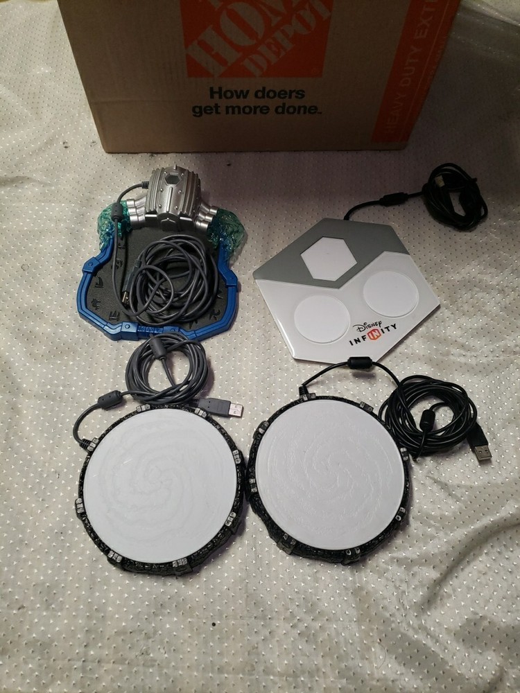 Skylanders Portal of Power Lot Of 4 Idk