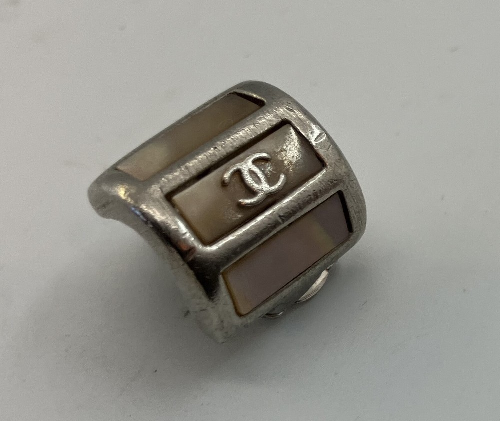 CHANEL EARRINGS 99A One Side Only Free Shipping