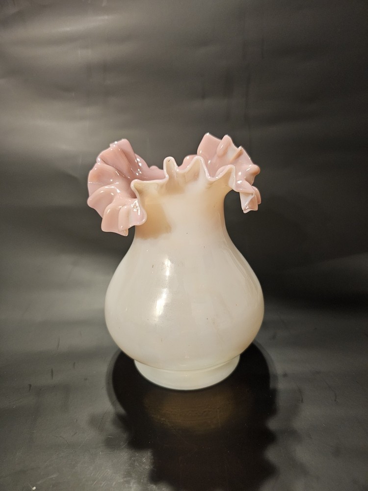 Fenton Vase. PINK And Opaque Ruffle Top. Vintage Fenton Vase