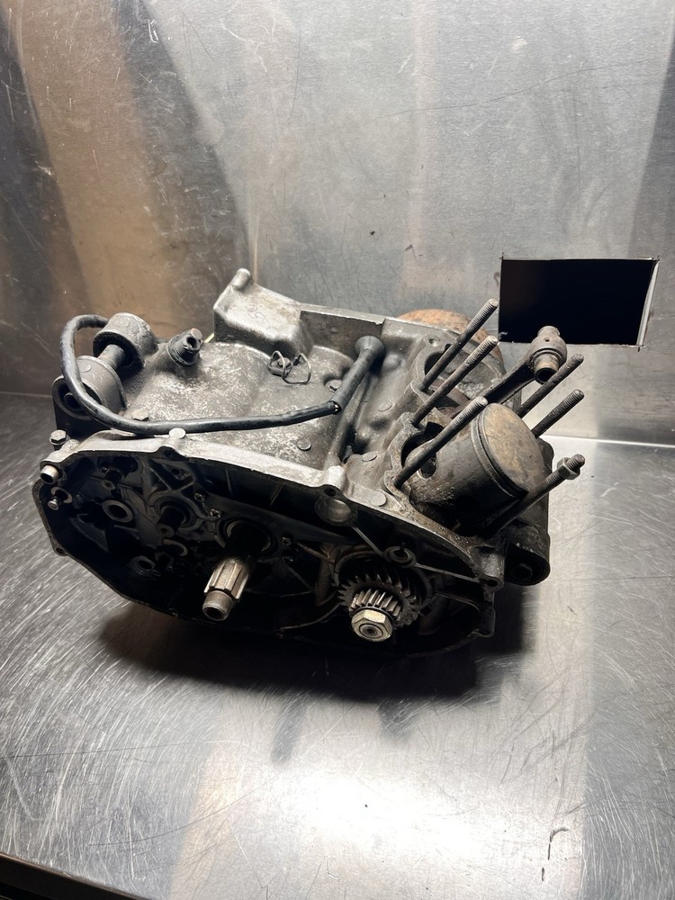Yamaha RD250 RD 250 LC Engine Motor Set Cases Bottom End Complete Clutch 4L0