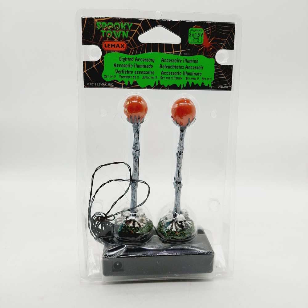 Lemax Spooky Town Halloween Lamp Post with Bone Pumpkin Jack-O-Lantern Light