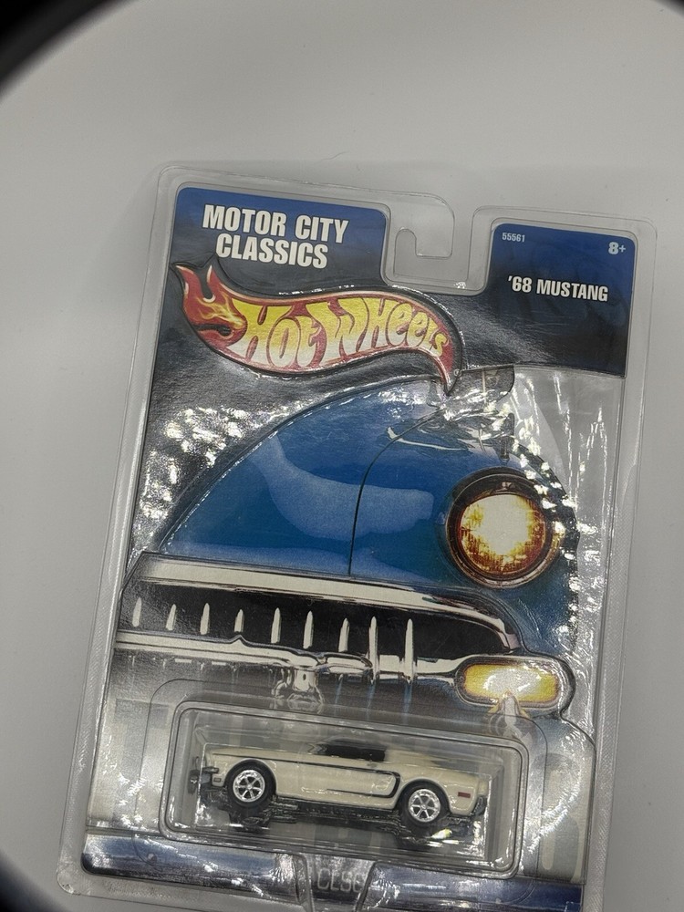 Hot Wheels Motor City Classics '68 Mustang clean