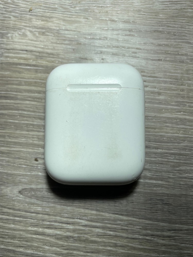Genuine Apple AirPods 1st / 2nd Generation Replacement Charging Case Only - Poor