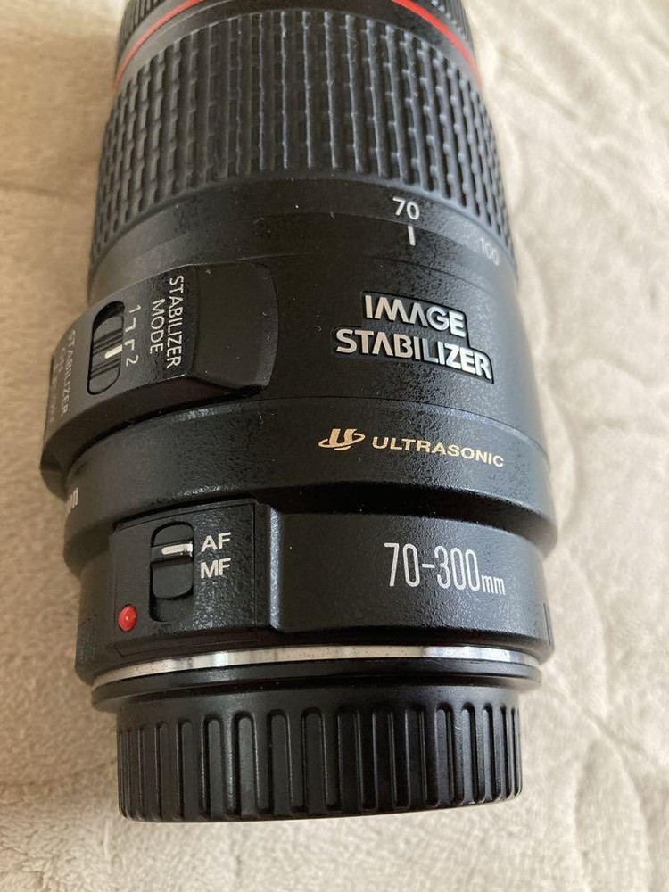 Canon EF 70-300mm f/4-5.6 IS USM Lens with Image Stabilization