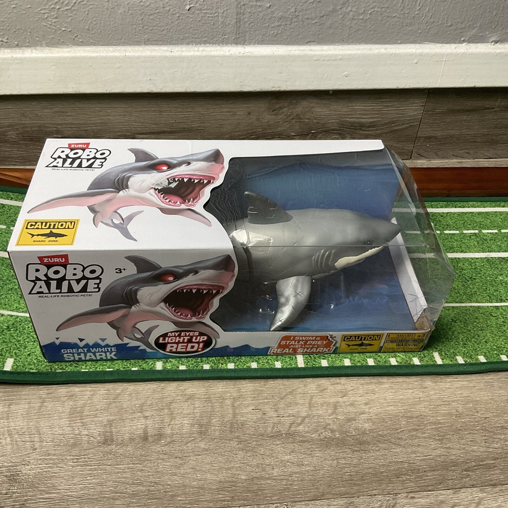 Robo Alive Great White Shark Robotic Swimming Shark Figure [Light Up Eyes!]