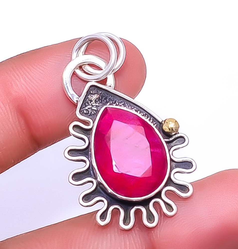 Ruby Simulated Dyed Quartz 925 Sterling Silver Pendant 1.50 Inch P9217