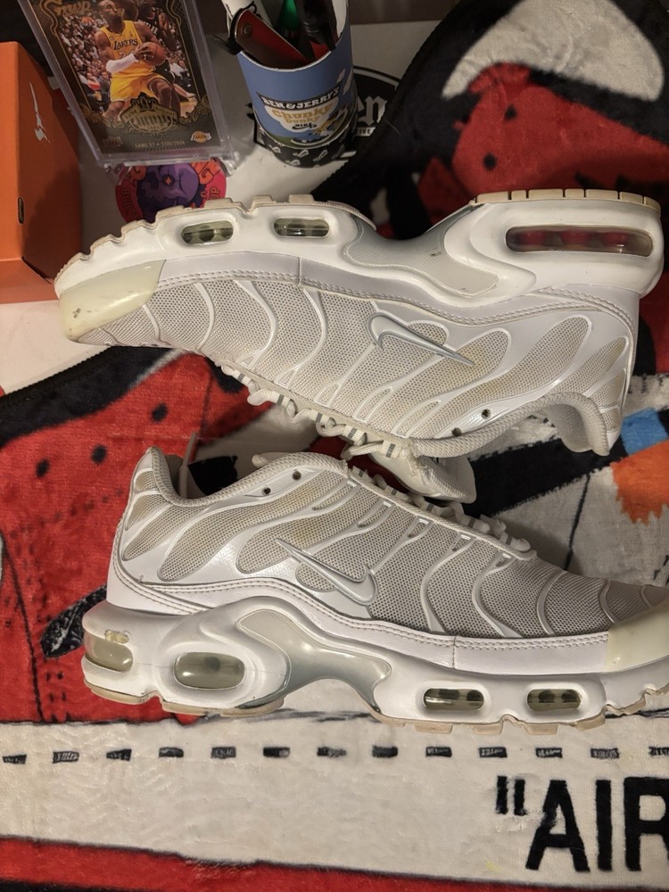 Nike Air Max Plus TN triple White Women’s Size 8