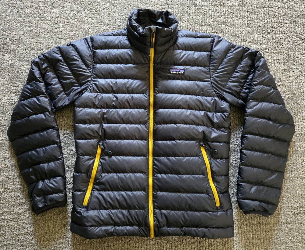 Patagonia mens down sweater jacket XS for $279