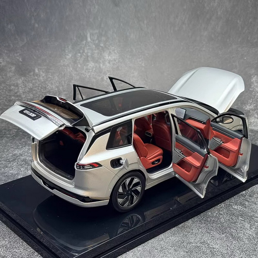 1/18 Scale DFMC eπ008 Silver Diecast Car Model Toy Collection Gift NIB