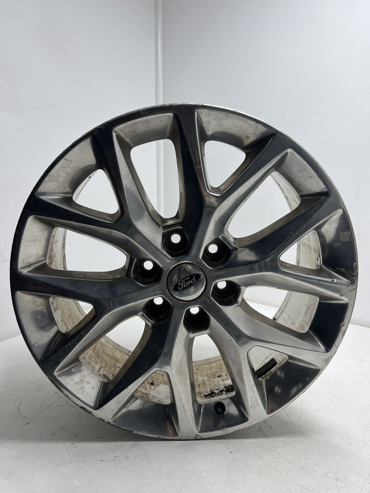 17 Ford Expedition Limited  Wheel Rim 20x8.5 PN FL14-1007-TA OEM USED