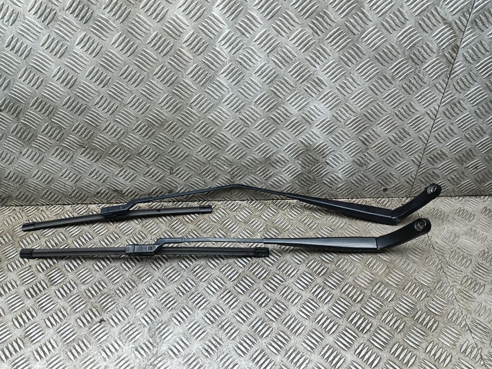 VOLKSWAGEN CADDY WIPER ARM RIGHT LEFT SIDE PAIR 2K2955410C MK3 2015 - 2020