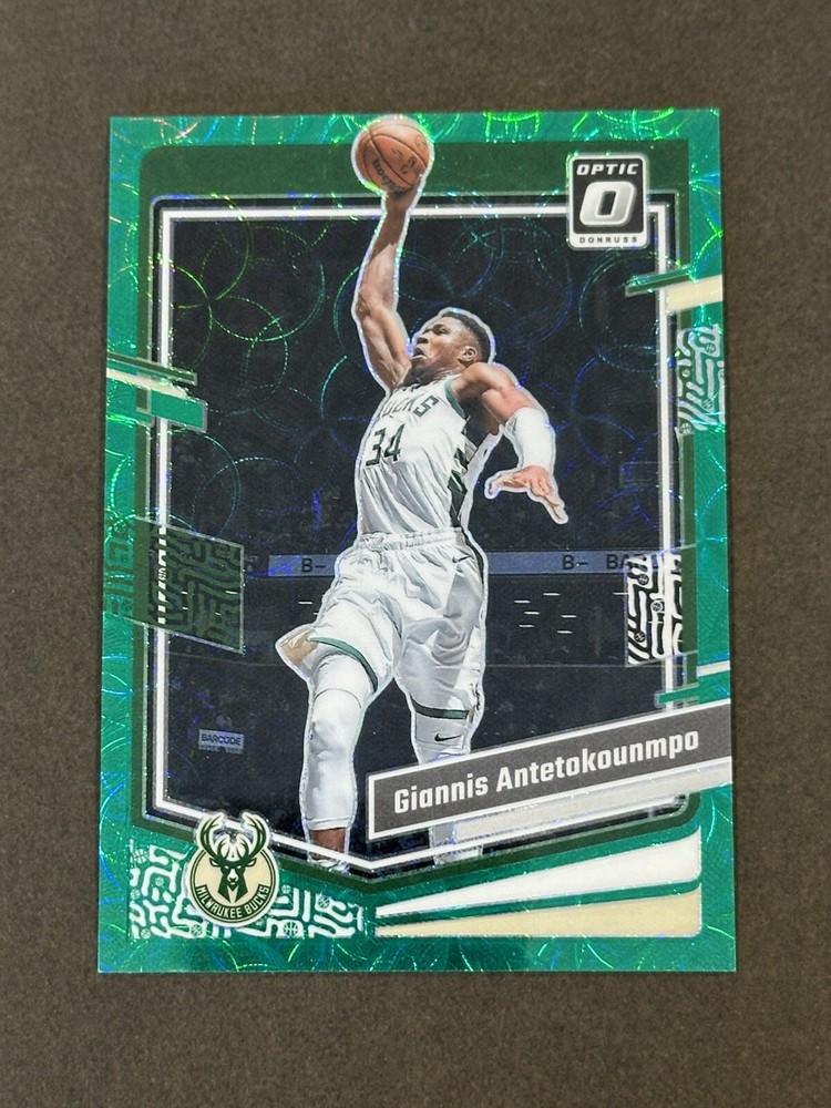 2023-24 Panini Donruss Optic Giannis Antetokounmpo Green Scope Choice #53 /65