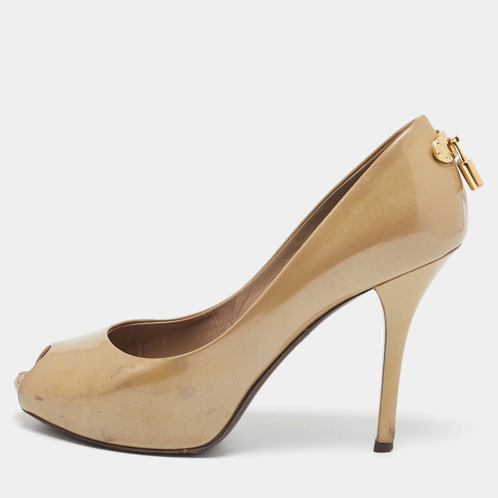 Louis Vuitton Gold Patent Leather Oh Really Peep Toe Pumps Size 38