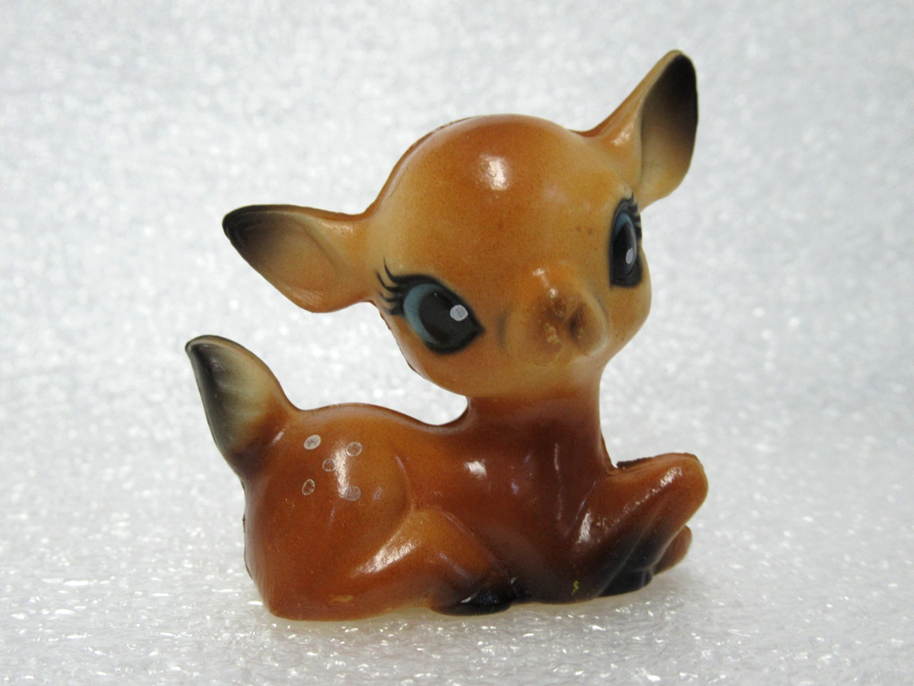 VTG Celluloid Plastic baby fawn resting Deer Figure 2