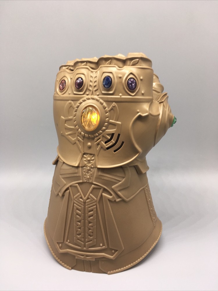 Marvel Infinity War - Thanos Infinity Gauntlet Electronic Fist by Hasbro 2017
