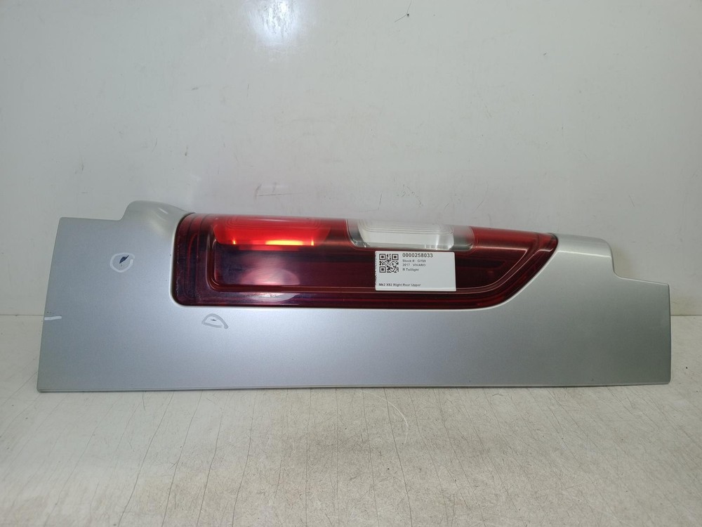VAUXHALL VIVARO TAILLIGHT RIGHT SIDE 93867969 MK2 X82 2014 - 2020