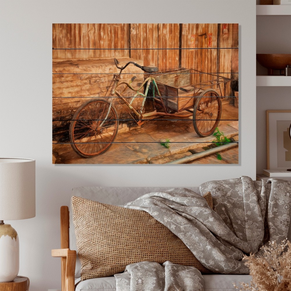 Designart 'Vintage Retro Country Bike' Cabin & Lodge Wood Wall Art - Natural