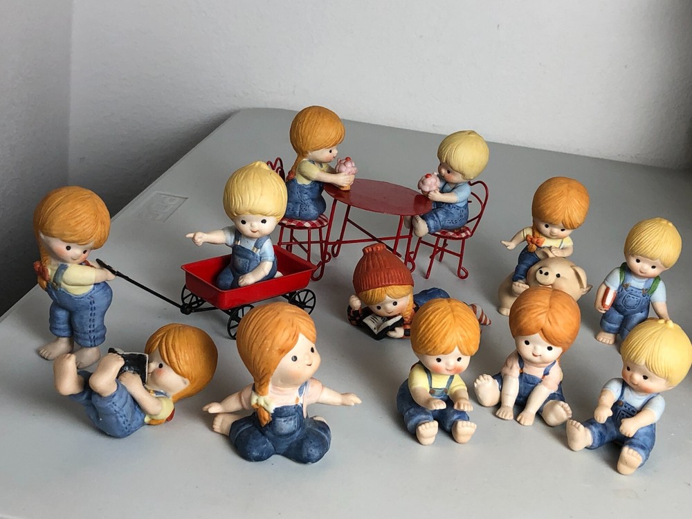 Vintage Enesco Country Cousins Figurines Collectible Lot