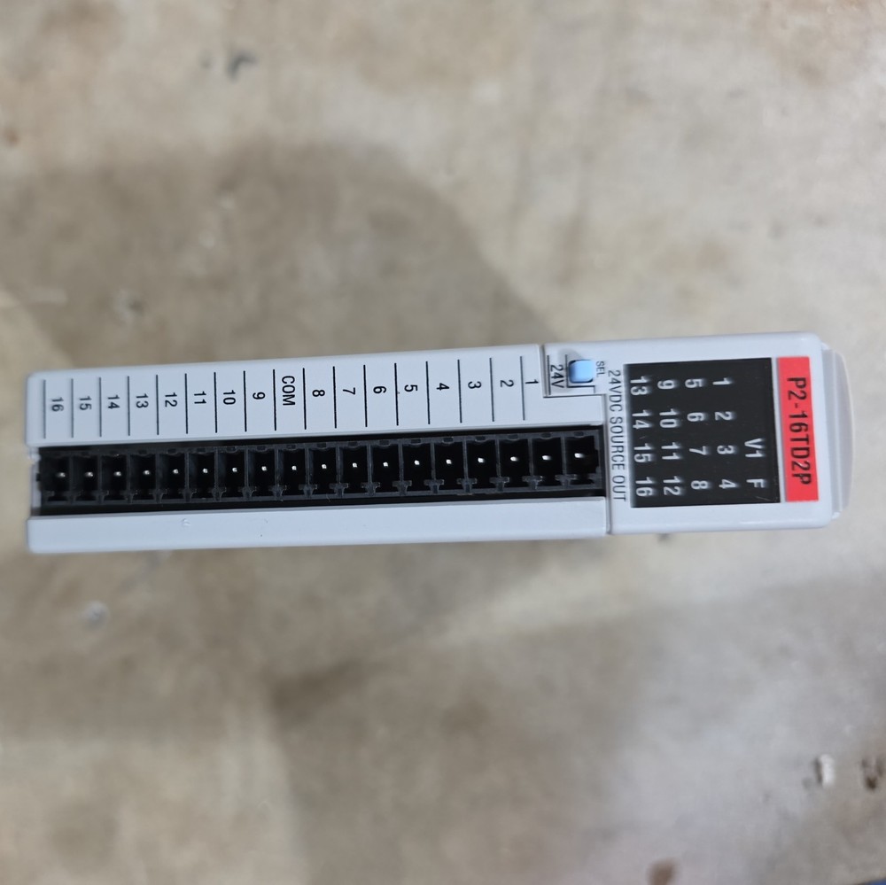 Automation Direct P2-16TD2P  PLC Output Module, 16-Point, new no box