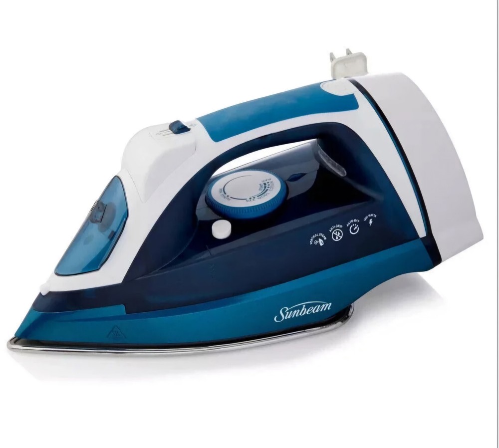 Sunbeam 1600W Retractable Cord Iron