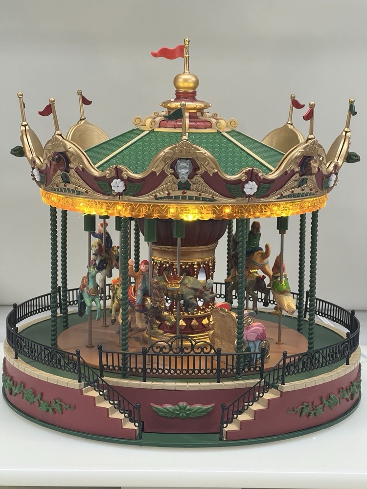 Lemax Jungle Carousel with Lights and Music 2016 Mint Condition