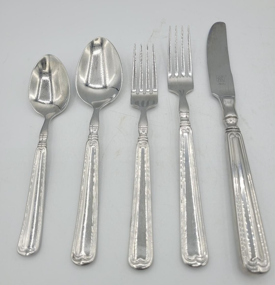 Zwilling JA Henckels VINTAGE 1876 5-Piece Stainless Steel Silverware Set