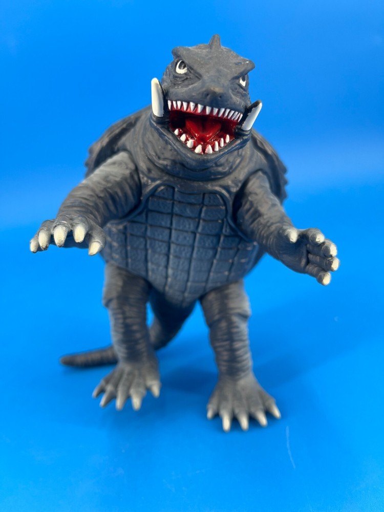 Bandai kaiju Monster Gamera Figure 1998 1999 version 71388