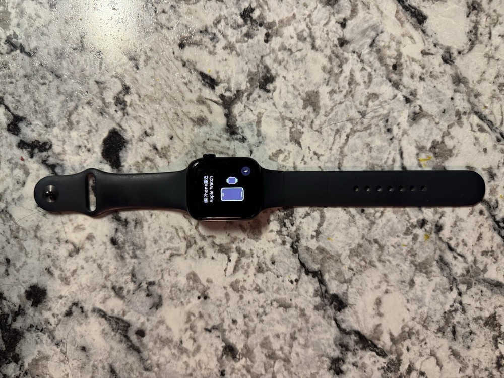 Apple Watch SE 44mm Black UNLOCKED