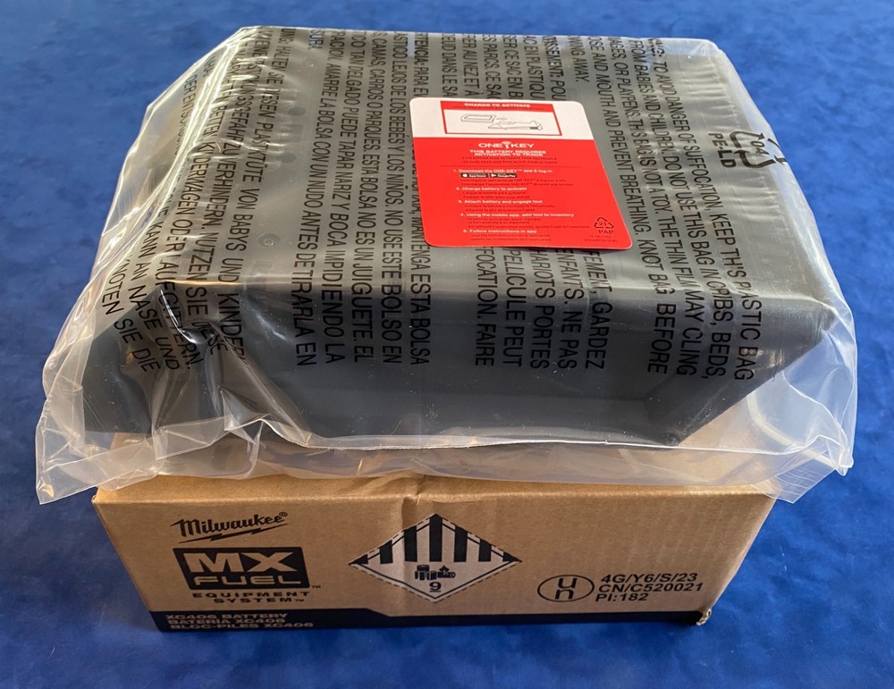 Milwaukee MX Fuel Charger MXFC with 6.0 Battery XC406 New Unused