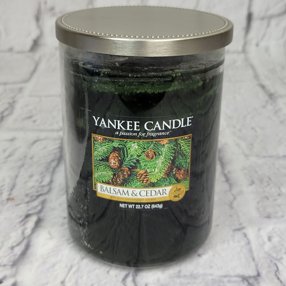Yankee Candle Balsam & Cedar Large Jar 22.7 Oz Holiday Christmas Scented Candle