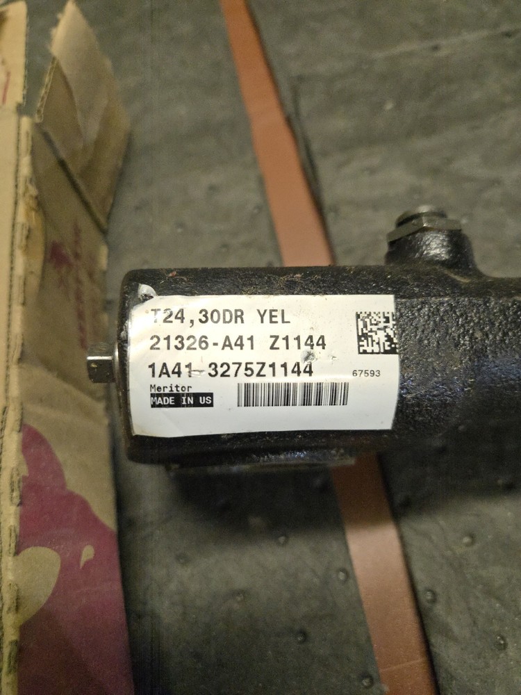 Meritor R803048 28-Spline 1.5