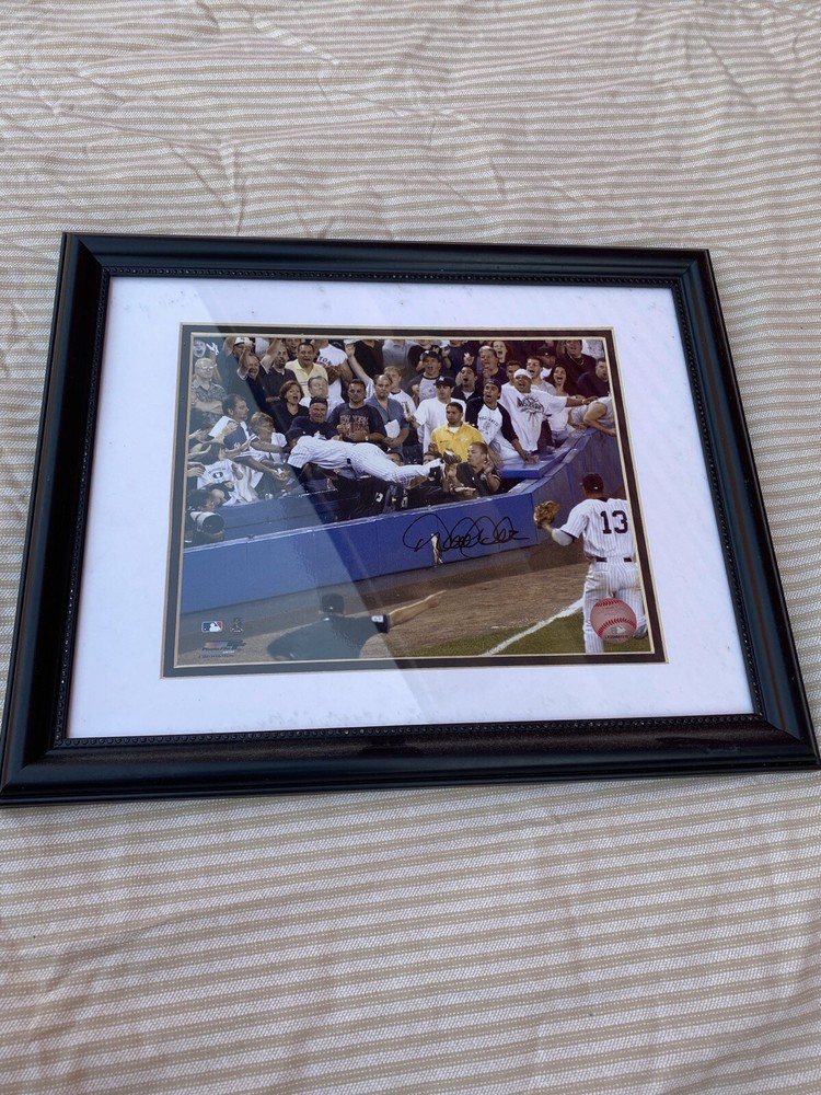 Derek Jeter Yankees Signed 8'' x  10'' Dive vs. Red Sox