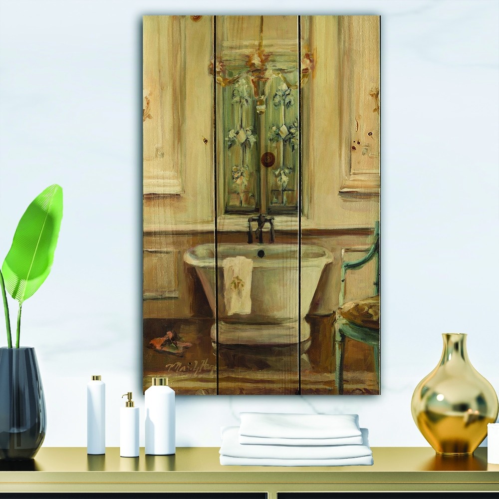 Designart 'Vintage Paris Bathtub ' Traditional Bathroom  Small
