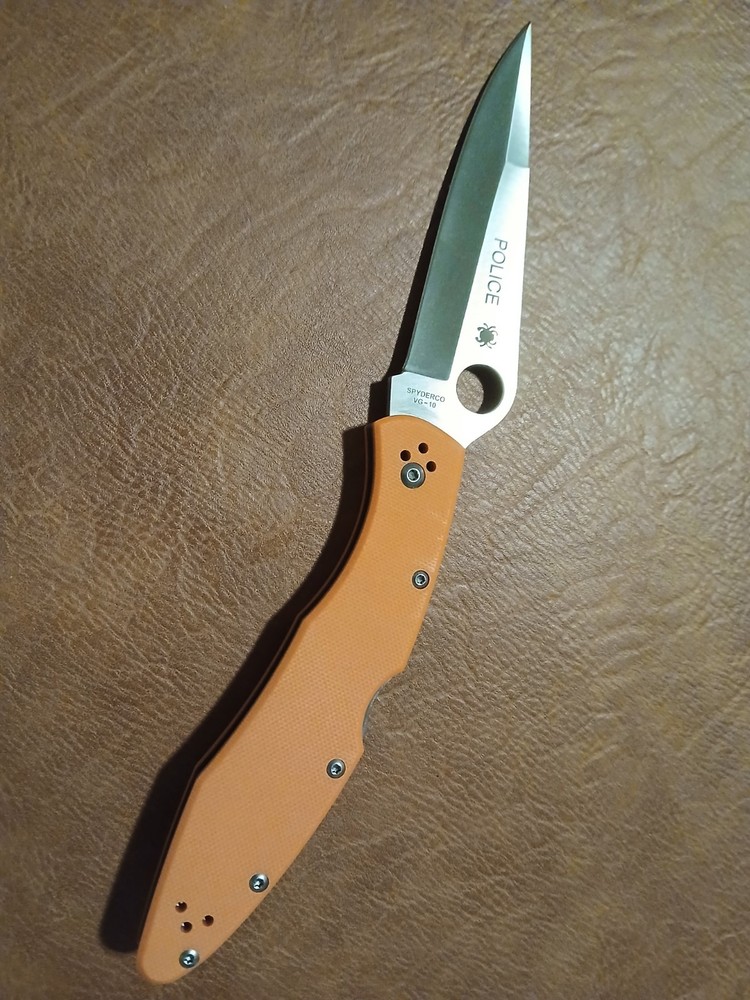 Spyderco Police Stainless Steel VG-10 Orange G-10 Handle
