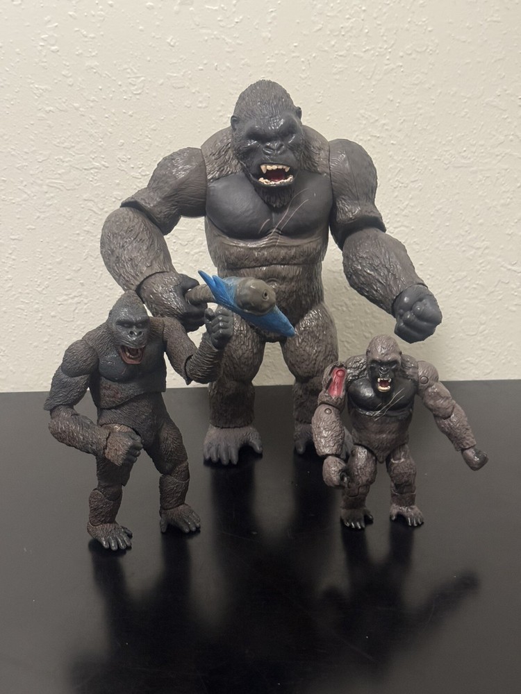 Godzilla vs King Kong Mega Punching Light Sound Toy 2020 +2 Figure Lot Playmates