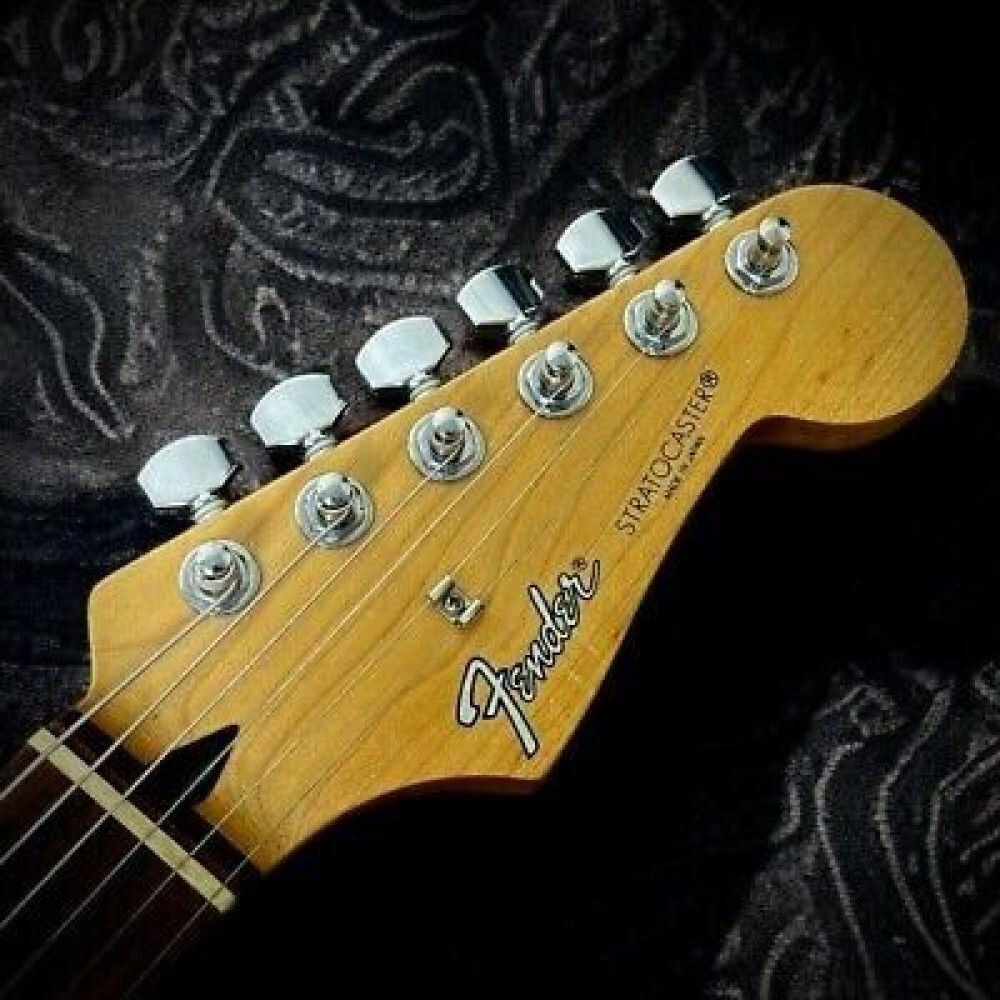 Fender Japan ST-50 Electric Guitar Stratocaster White 2006-2008 Used From Japan