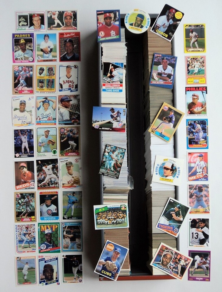 400 Vintage Baseball card lot 1970's-90's Stars RC's HOFers FLASH SALE-image