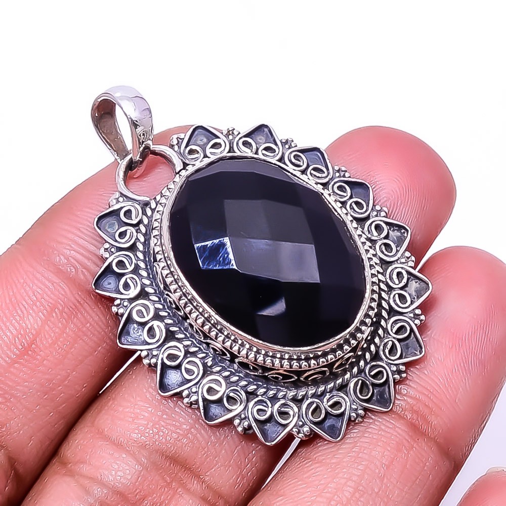 Black Onyx Fine Art Gemstone 925 Sterling Silver Pendant 1.76