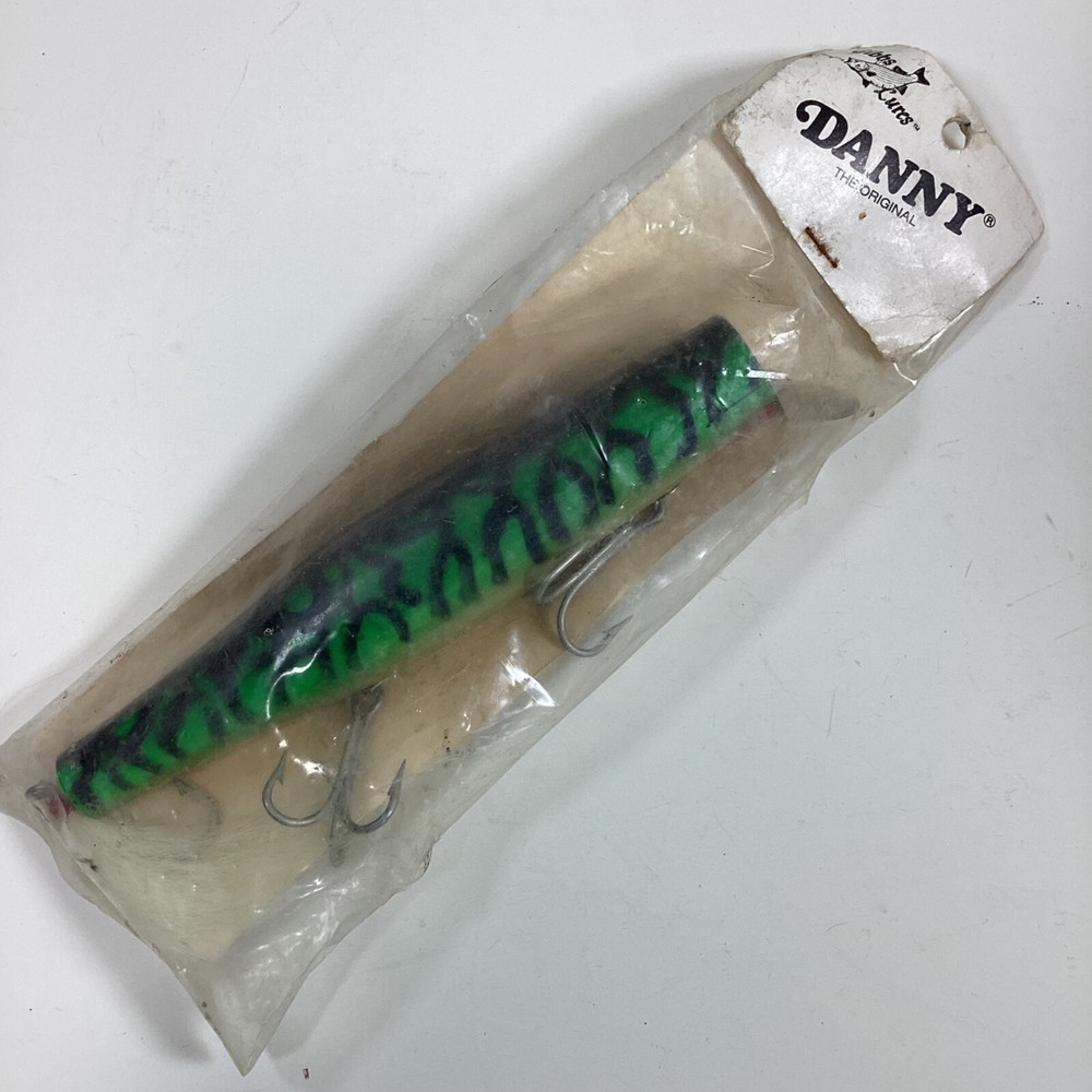 GIbbs FIshing Lures Wood Danny Original USA New Old Stock 9