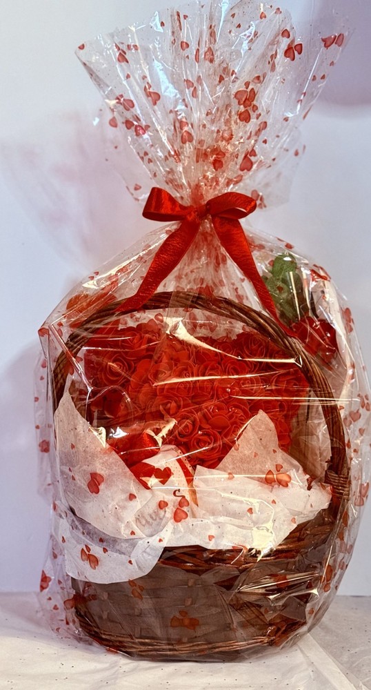 Valentines day basket Romantic Valentine's Day Gift For Her Artificial Flower-image