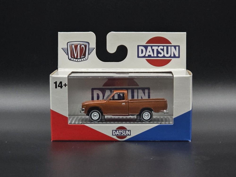M2 Machines 1:64 - 1977 Datsun Pickup Brown R93 24-95